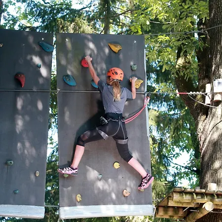 Celjska Koca Hotel 3*