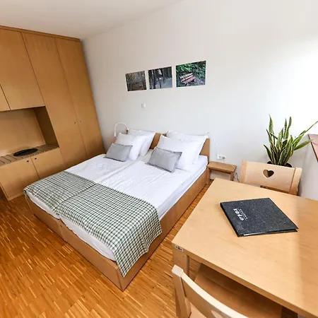 Celjska Koca 3*